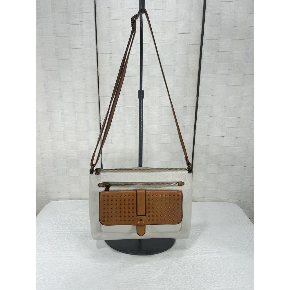 Fossil cream & brown pebbled leather purse zip closure womens